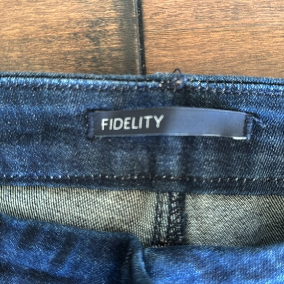 Fidelity Skinny Jeans - Picture 2 of 3